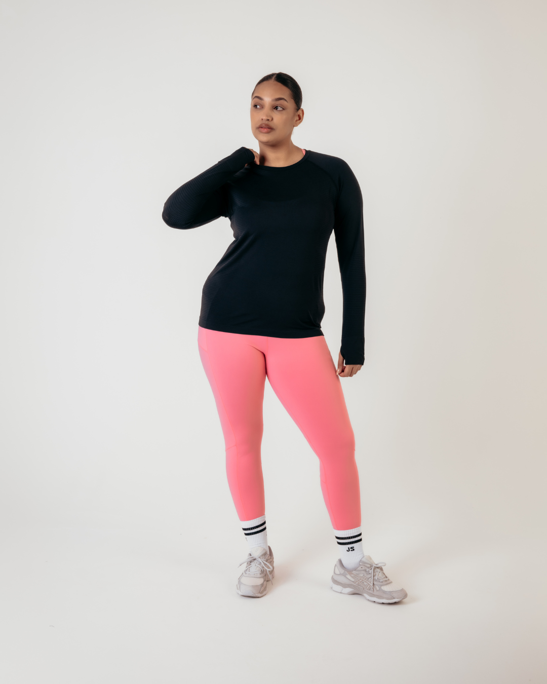Pacer Seamless Long Sleeve Run Tee - Black