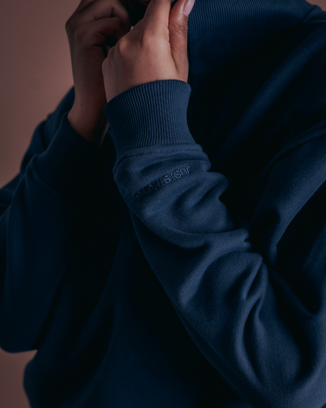 The Classic Quarter Zip - Navy